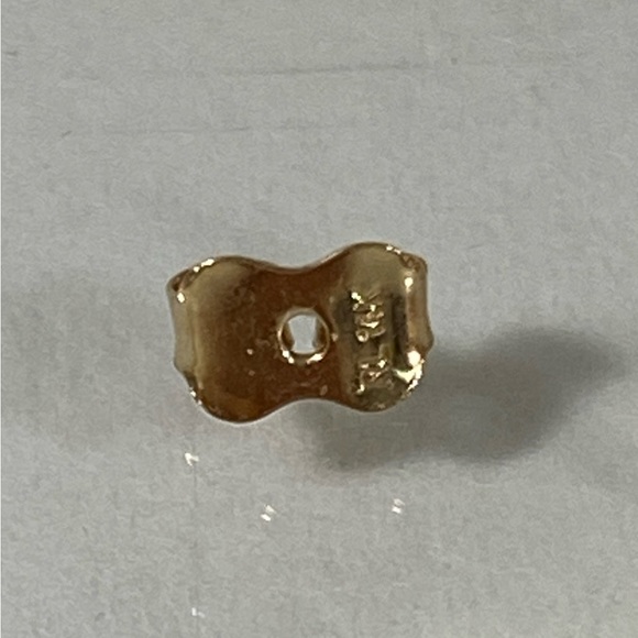 14K YELLOW GOLD cross crucifix studs ✝️ MADE IN TURKEY - Picture 10 of 15